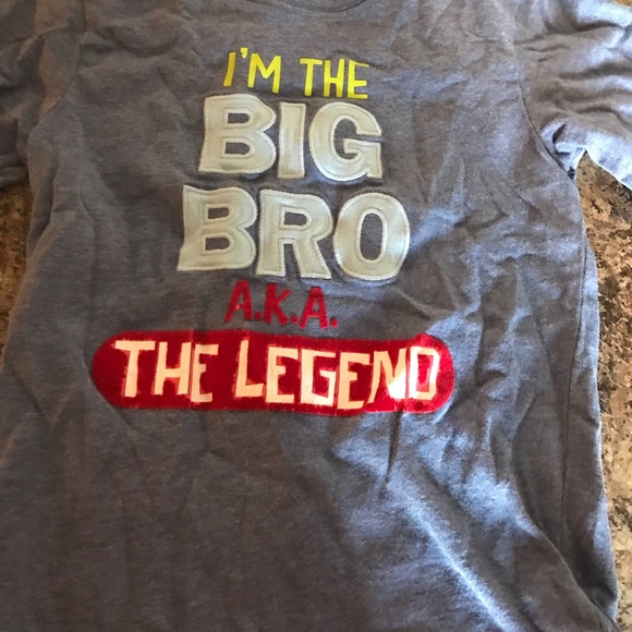 Boys short sleeve shirts 5/6 - Picture 2 of 3